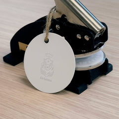 Prägezange Ex-libris Wappen neu interpretiert